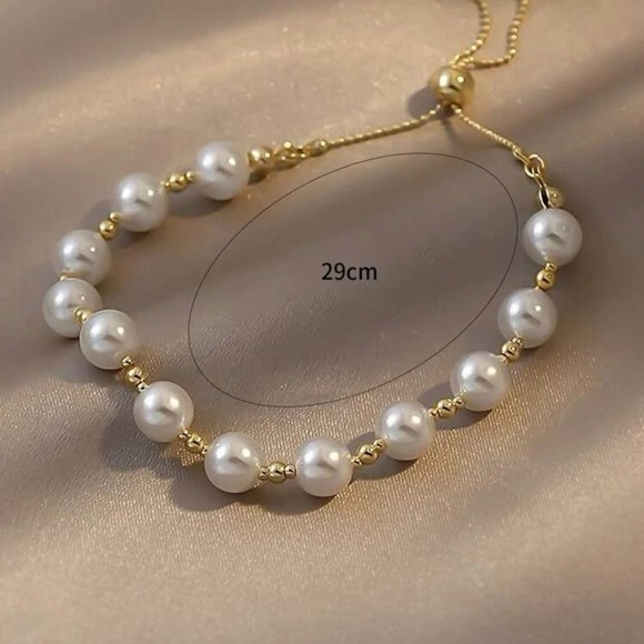 Glamorous Faux Pearl Beaded Bracelet - Picture 4 of 4
